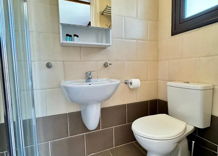 Ilios Cozy 2br With Pool *