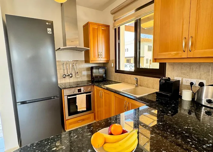 Ilios Cozy 2br With Pool וילה פאראלימני