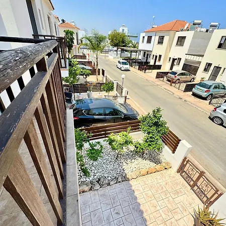וילה Ilios Cozy 2br With Pool פרוטאראס
