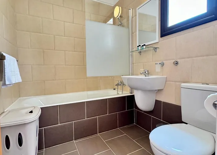 Ilios Cozy 2br With Pool Vila