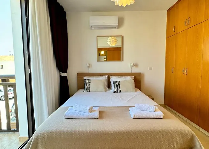 Ilios Cozy 2br With Pool *